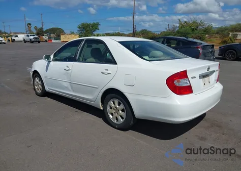 2004 Toyota Camry Le V6/Xle V6 from USA, damaged, VIN JTDBF32K140153418